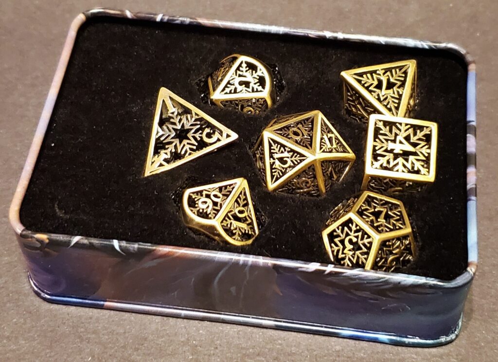 Gold Snowflake Hollow Metal Set